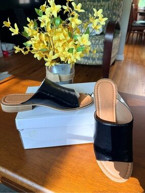 New nib lets see style black slide sandals flat sz 6-11 ladies m